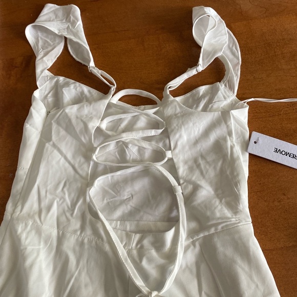 Princess Polly White Sleeveless Sweetheart Maxi Gown - Picture 7 of 7